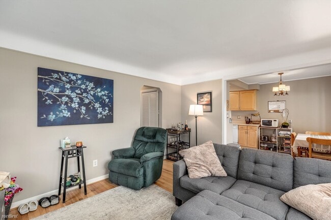 Building Photo - 3 br, 2 bath House - 125 Girard Avenue