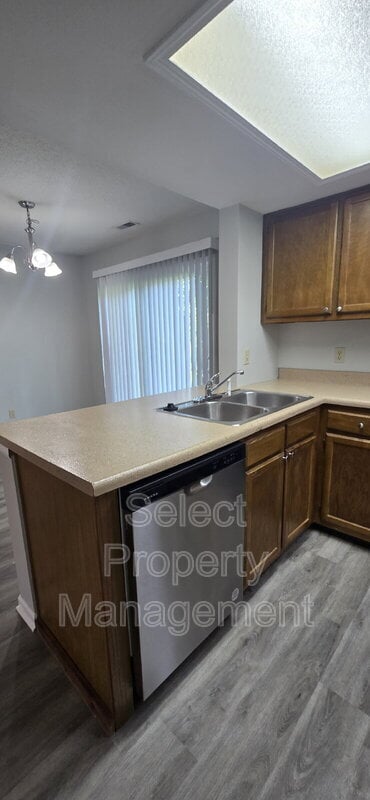 Building Photo - 5424 Evard Rd