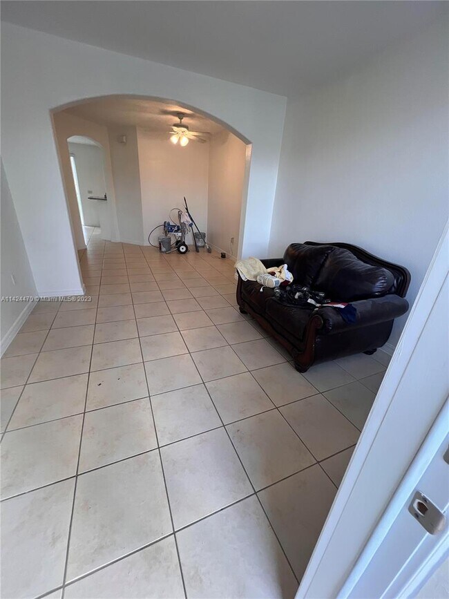 Foto del edificio - 10844 SW 240 Ln
