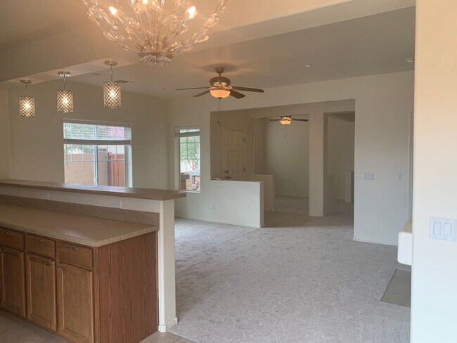Building Photo - Unfurnished, 1-year long-term rental
