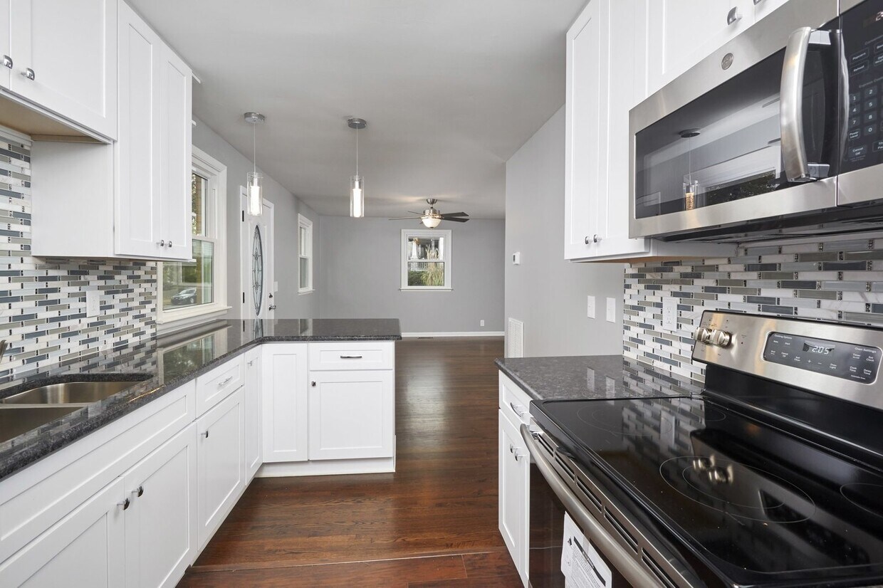 Foto principal - **NOW AVAILABLE!!** Beautiful One-Bedroom ...