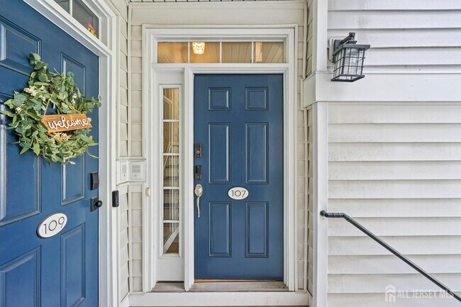 Foto del edificio - 107 Brittany Ct