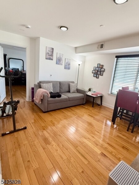 Foto del edificio - 7420 JFK Blvd E