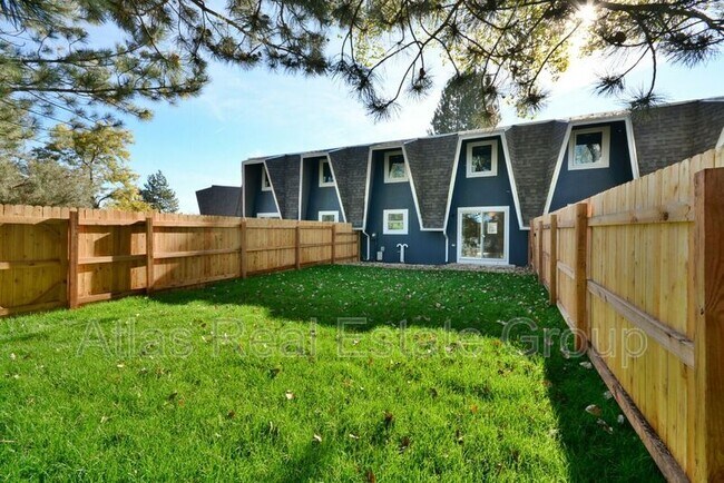 Building Photo - 4521 Driftwood Pl