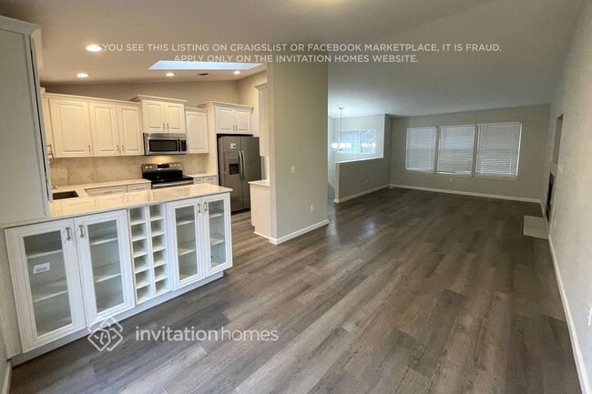 Building Photo - 1302 116th Dr SE