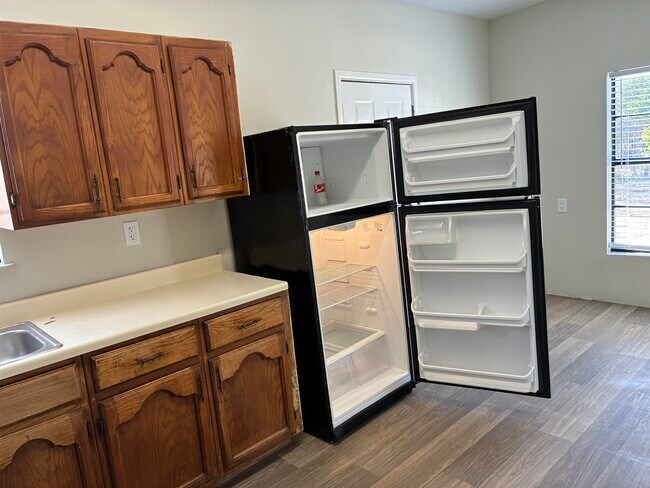 Building Photo - 1509 Monterrey Ave