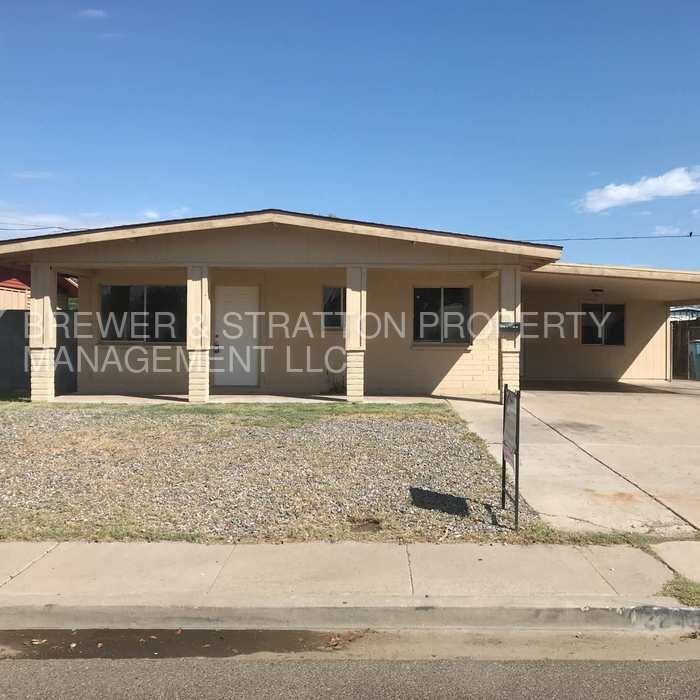 Primary Photo - 2240 W Cholla St