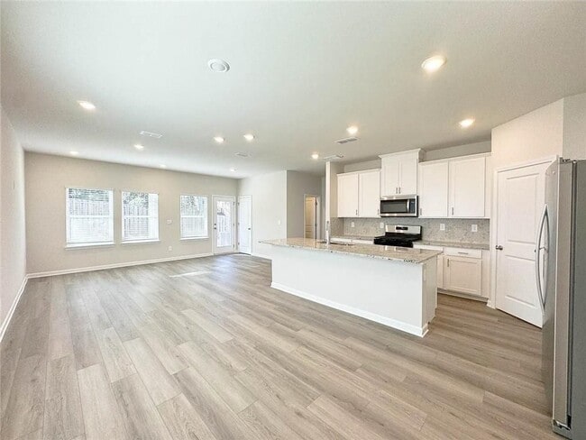 Building Photo - 4264 Holland Grv Rd