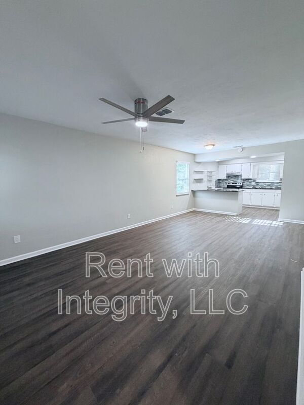 Foto del edificio - 2311 Old St Augustine Rd