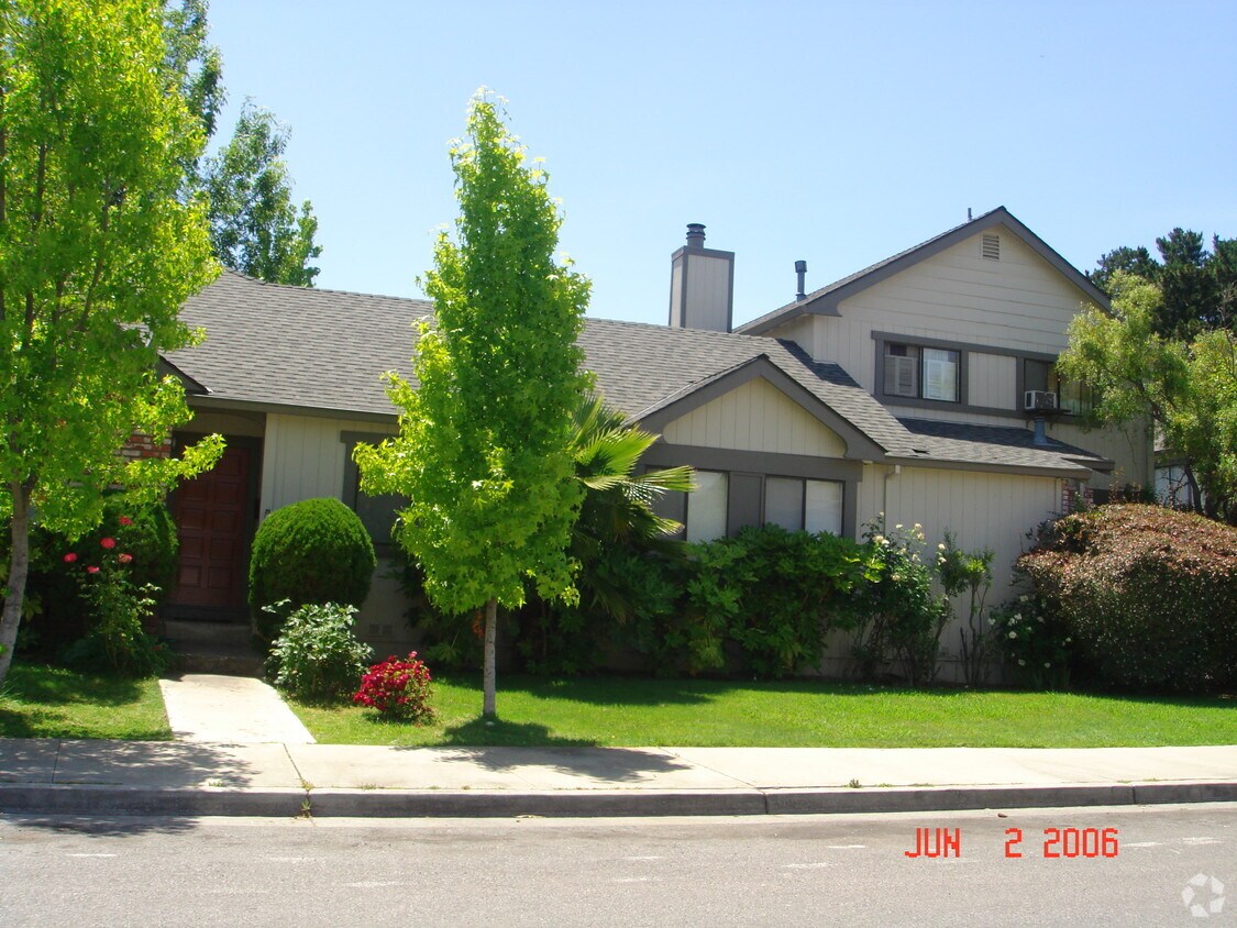 Building Photo - 4971 Edgar