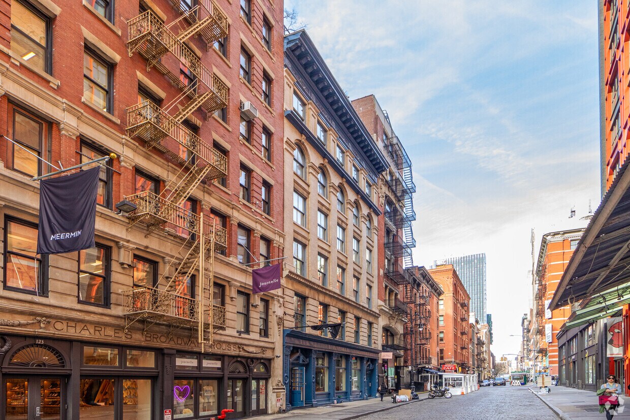 127131 Mercer St, New York, NY 10012 Apartments in New York, NY
