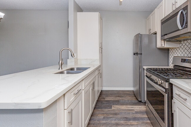 Photo - 91-217-217 Hanapouli Cir Townhome