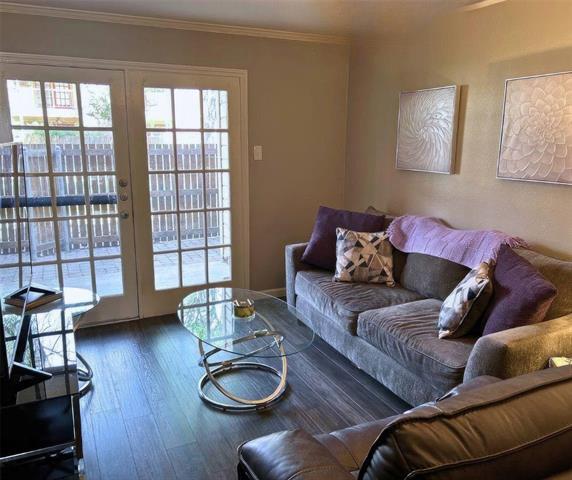 Building Photo - 16301 Ledgemont Ln
