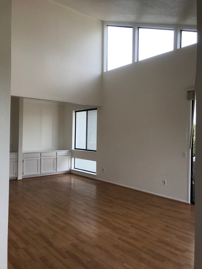 Living room with storage - 22330 Homestead Rd