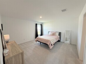 Building Photo - 21307 Bianchi Ct