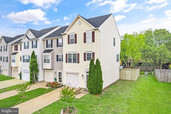 Foto del edificio - 11070 Clovertree Ct