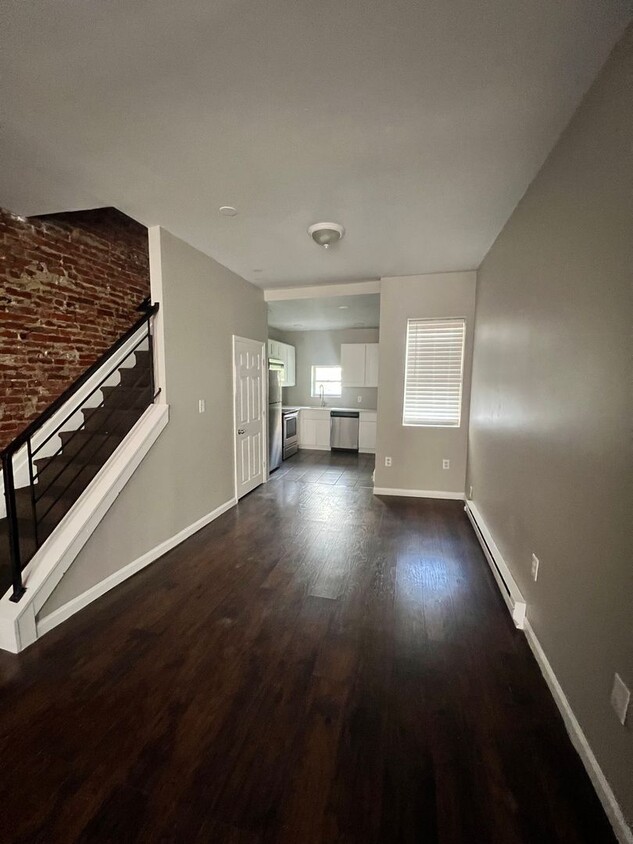 Foto principal - CHARMING 3 BEDROOM HOME IN NORTH PHILADELP...