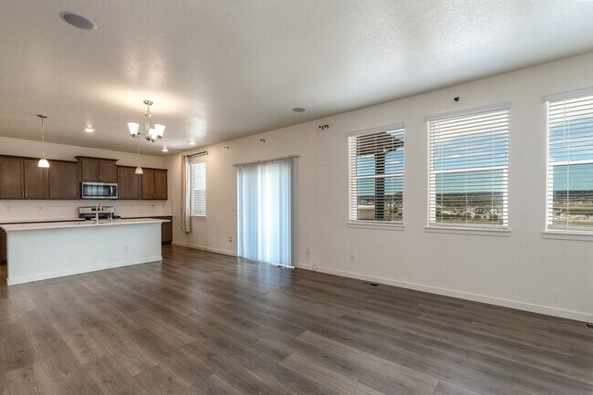 Foto del edificio - 15898 Little Bluestem Rd