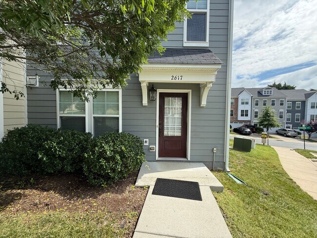 Building Photo - 2617 Avinity Pl