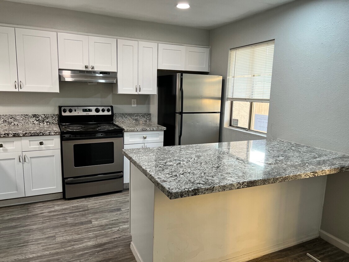 4841 W Marlette Ave, Glendale, AZ 85301 Townhome Rentals in Glendale