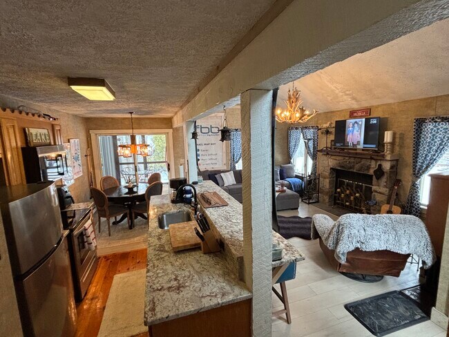 Foto del edificio - 434 Jack Frost Mountain Rd