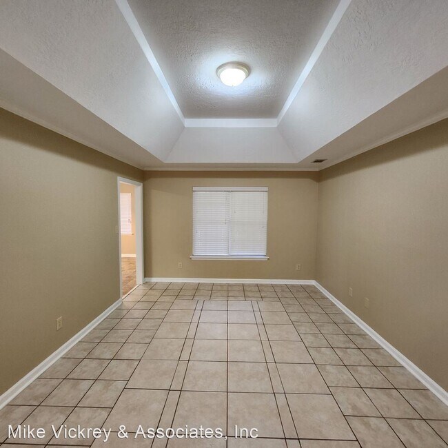 Building Photo - 4 br, 2 bath House - 930 Hunting Horn way