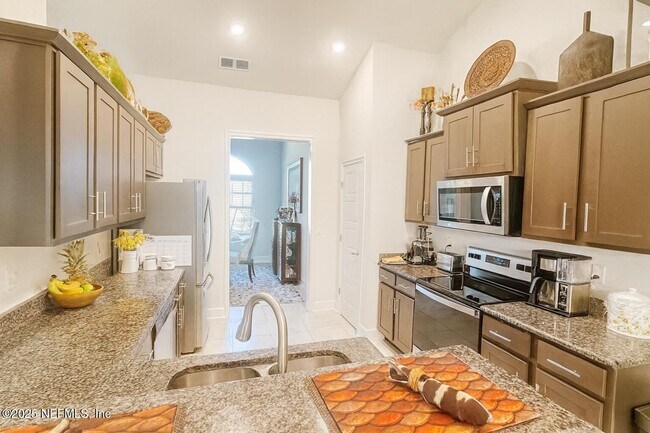 Foto del edificio - 12678 Weeping Branch Cir