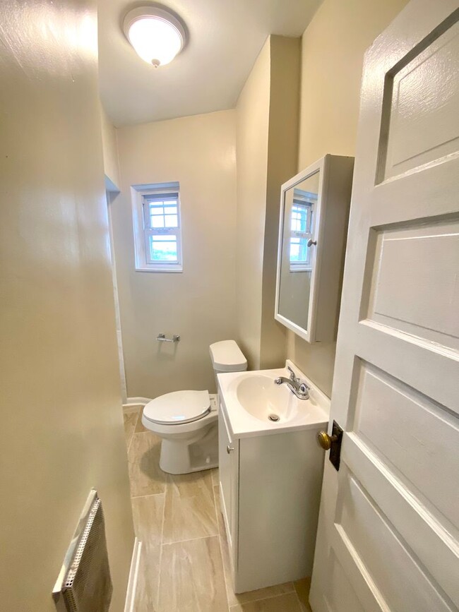Foto del edificio - Fantastic 2 Bedroom, 1 Bathroom Townhome-N...