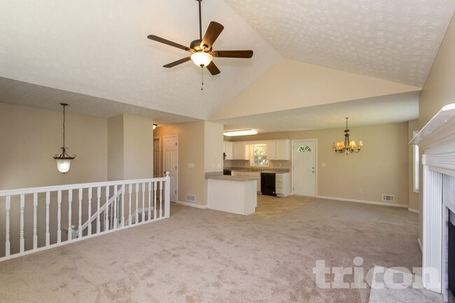 Building Photo - 4408 Lamar Dr