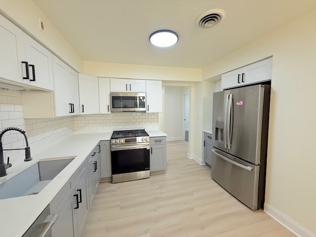 Foto del edificio - 833 Heritage Dr