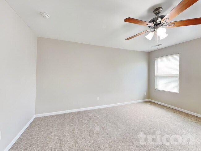 Building Photo - 646 Nonsuch Way