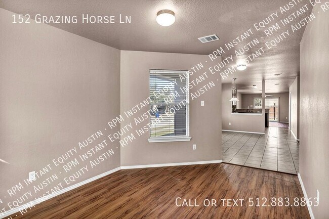 Foto del edificio - Make this your new home in South Austin