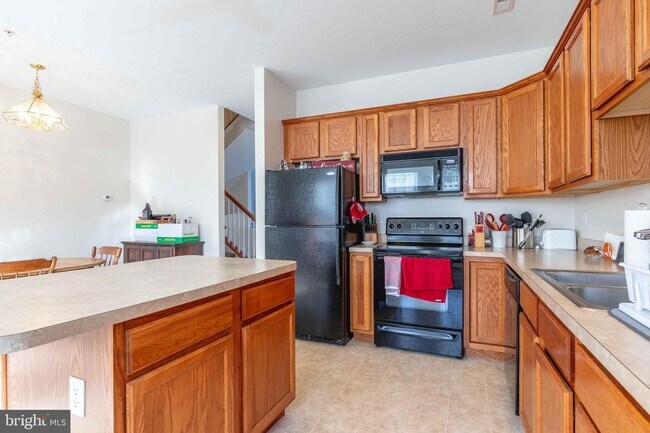Building Photo - 2708 Stockley Ln