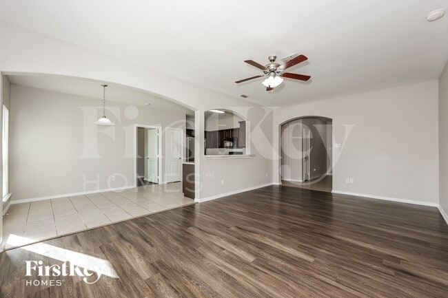 Foto del edificio - 6728 Ohana Pl