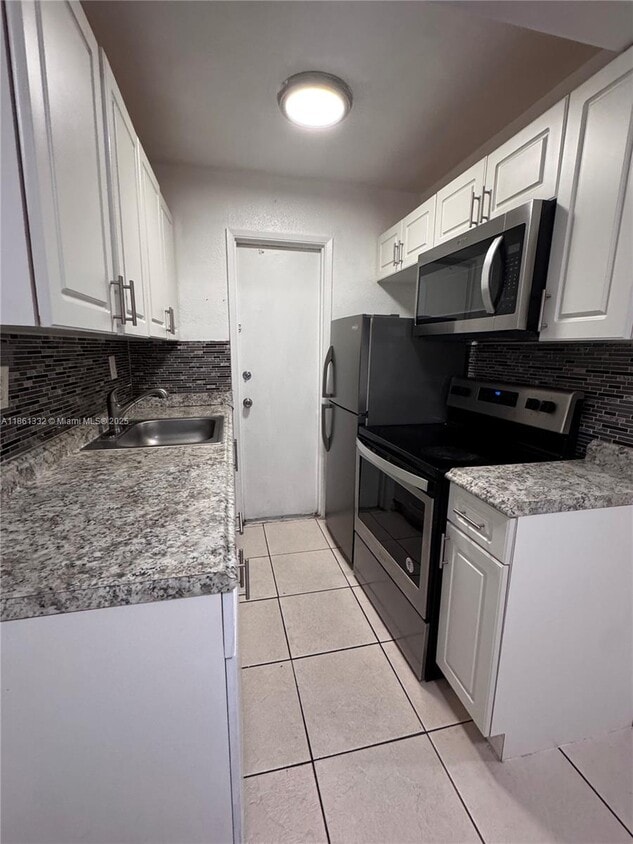 Primary Photo - 2331 Adams St