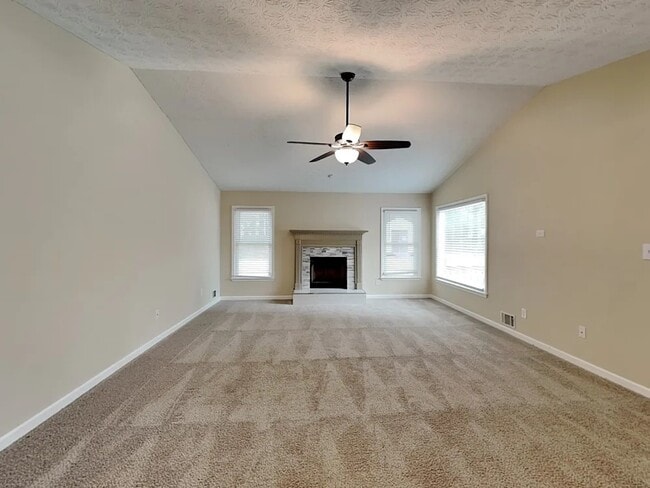 Building Photo - 101 Bloomfield Dr