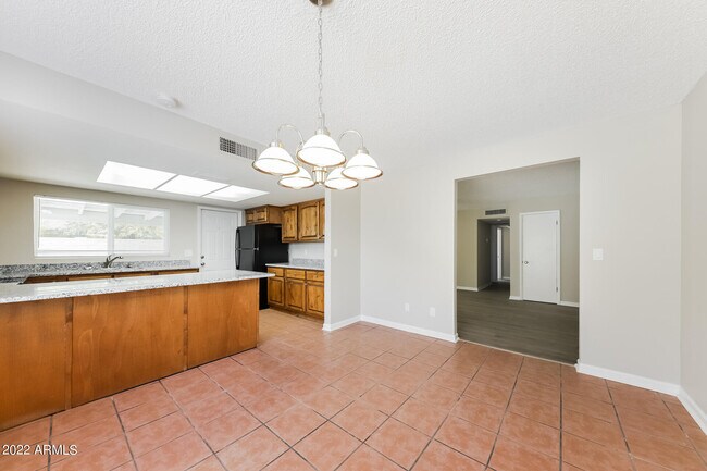 Foto del edificio - 10237 N 45th Ave