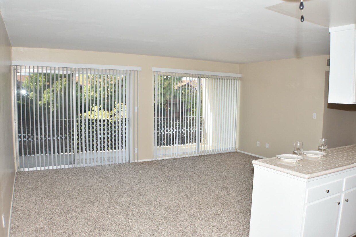 Primary Photo - 10200 De Soto Ave