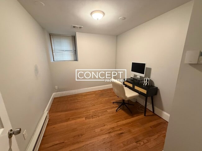 Building Photo - 276-278 Parker Hill Ave. Unit B