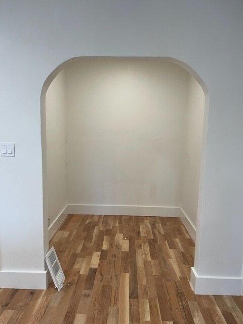 Building Photo - 425 41st St