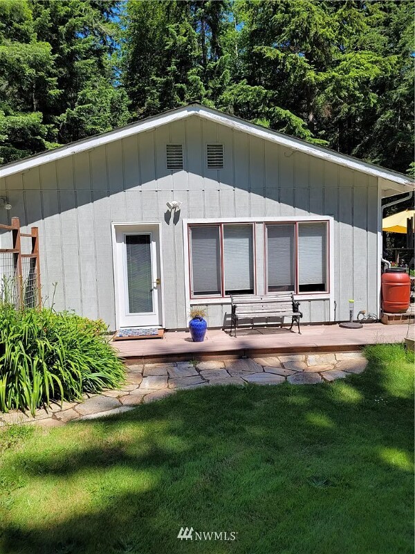 Foto del edificio - 6357 Baywood Rd