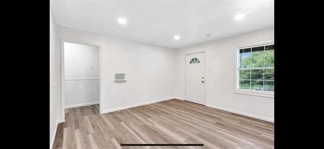 Foto del edificio - 428 E Elm St