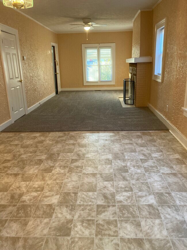 Living Room & Dining Room - 1824 Elsmere Ave