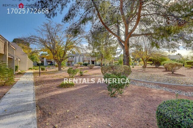Foto del edificio - 3301 Fairview Ln