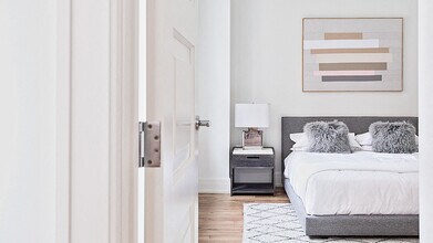 Building Photo - Vinton