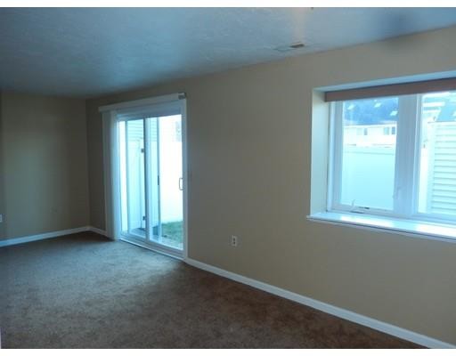 Building Photo - 36 Meadow Pond Dr