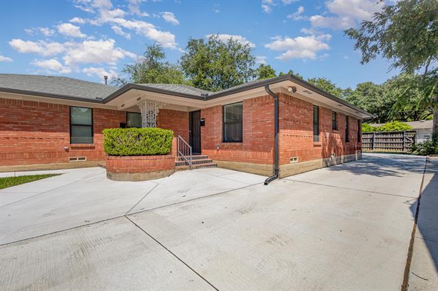 Building Photo - 6435 Ravendale Ln