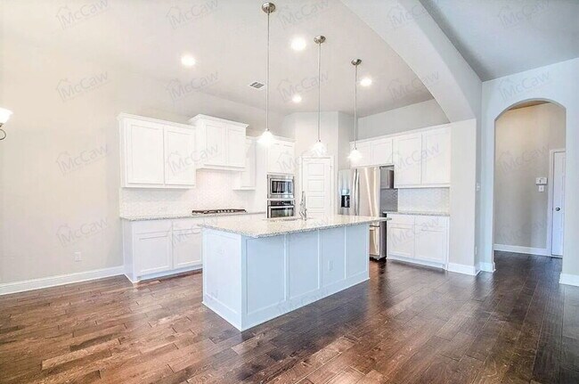 Foto del edificio - 2715 Chimney Rock Rd