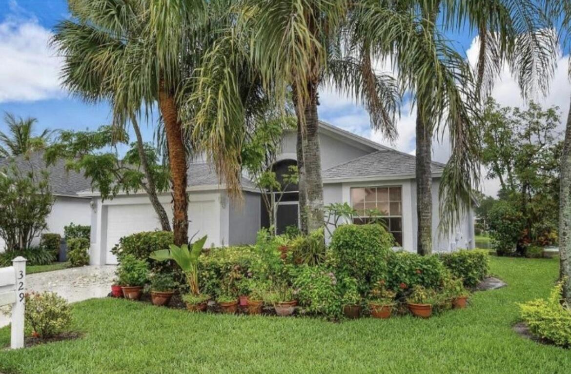329 Hammocks Trail, Greenacres, FL 33413 House Rental in Greenacres