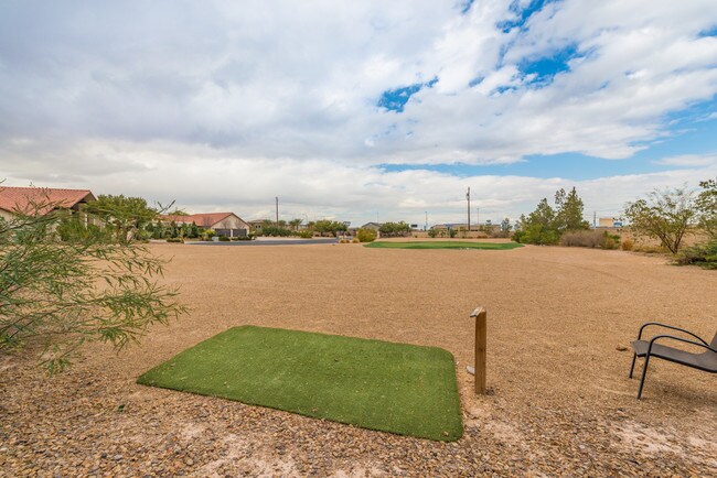 Foto del edificio - 3935 W Maule Ave